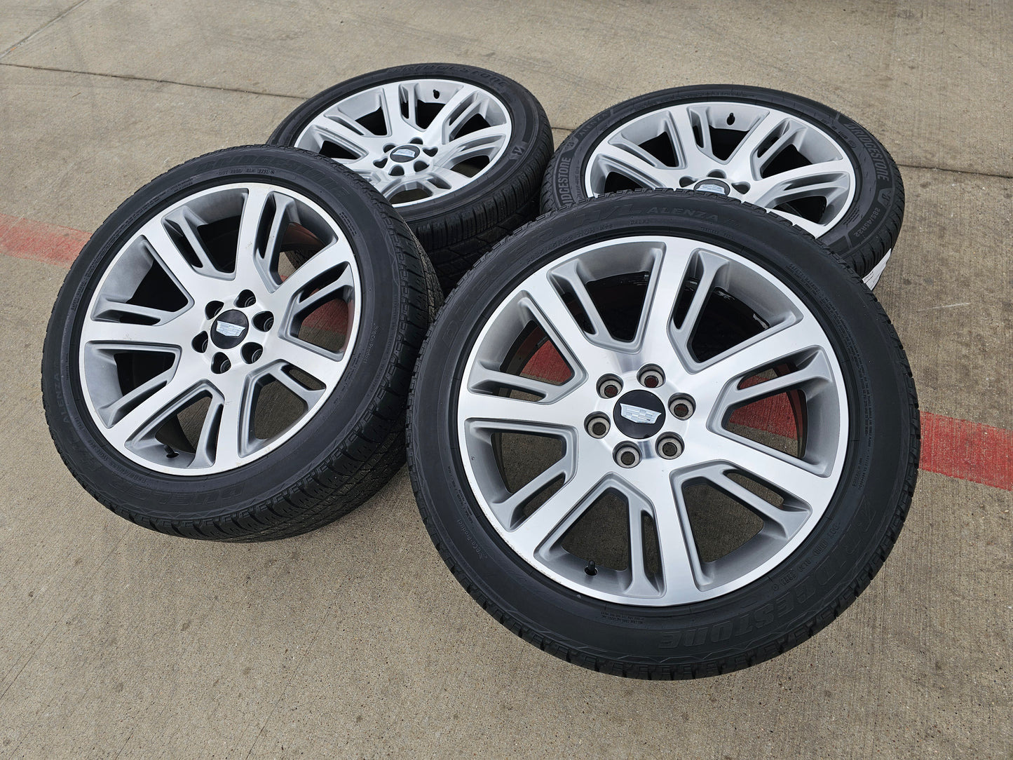 22" Cadillac Escalade Platinum OEM 4738 wheels rims tires