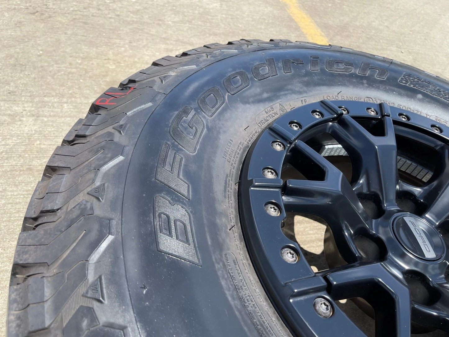 17" Ford F-150 Raptor R OEM BEADLOCK 10460 rims wheels 37" tires BFG