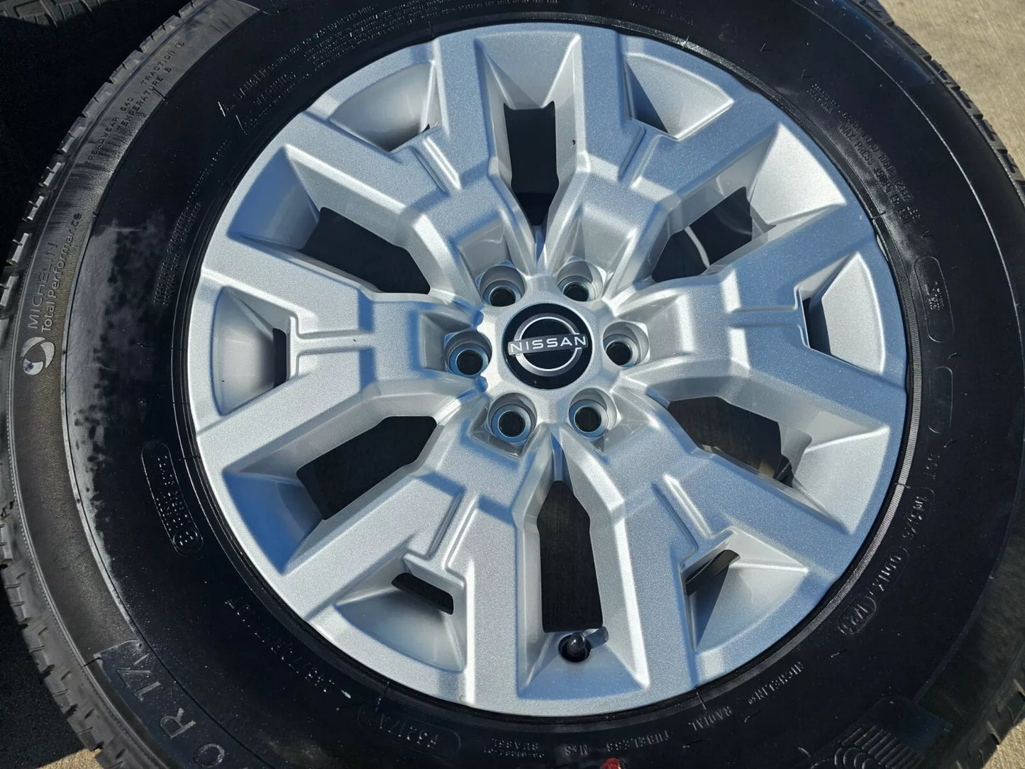 17" Nissan Frontier OEM Desert Runner 62832 wheels rims 2023 2024 2025 NEW