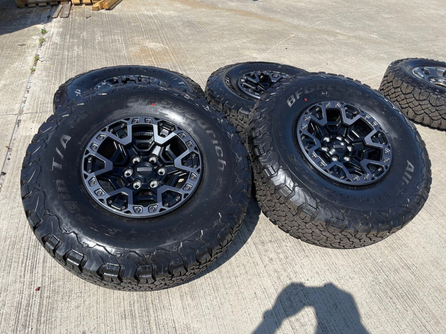 17" Ford F-150 Raptor R OEM BEADLOCK rims wheels 2024 2025 BFG NEW