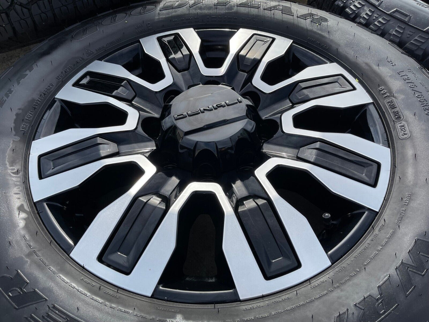 20" GMC Sierra DENALI ULTIMATE 2500 3500 OEM wheels rims 5958 Chevy 2023 2024