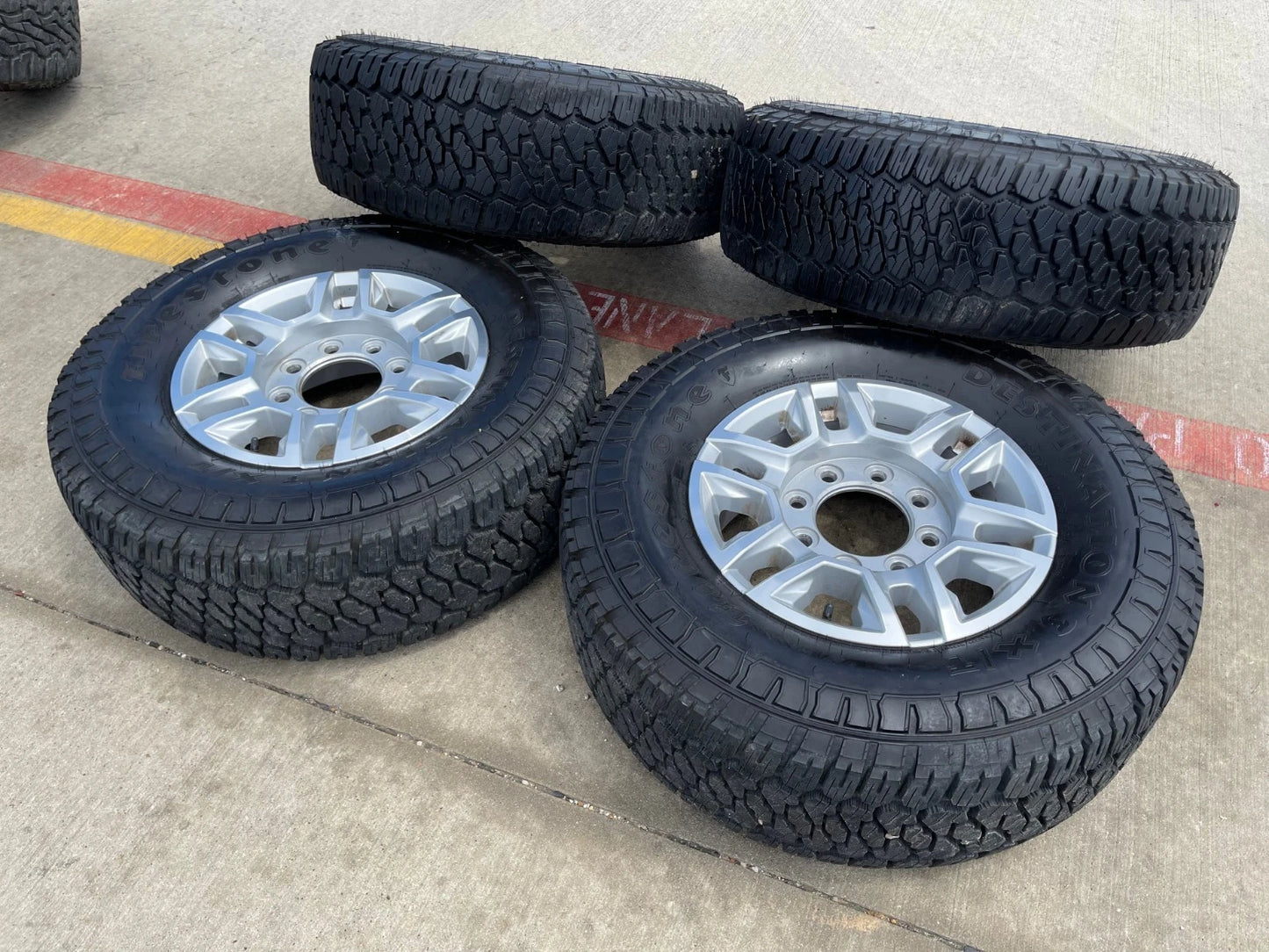 17" Chevy Silverado GMC Sierra 2500 OEM 5948 wheels rims FIRESTONE X/T 33"