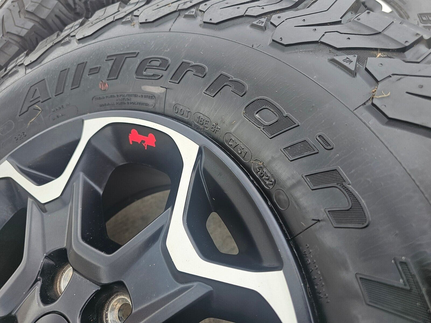 17" Jeep Wrangler Rubicon OEM wheels rims Gladiator 96832 9282 2023 2024 2025