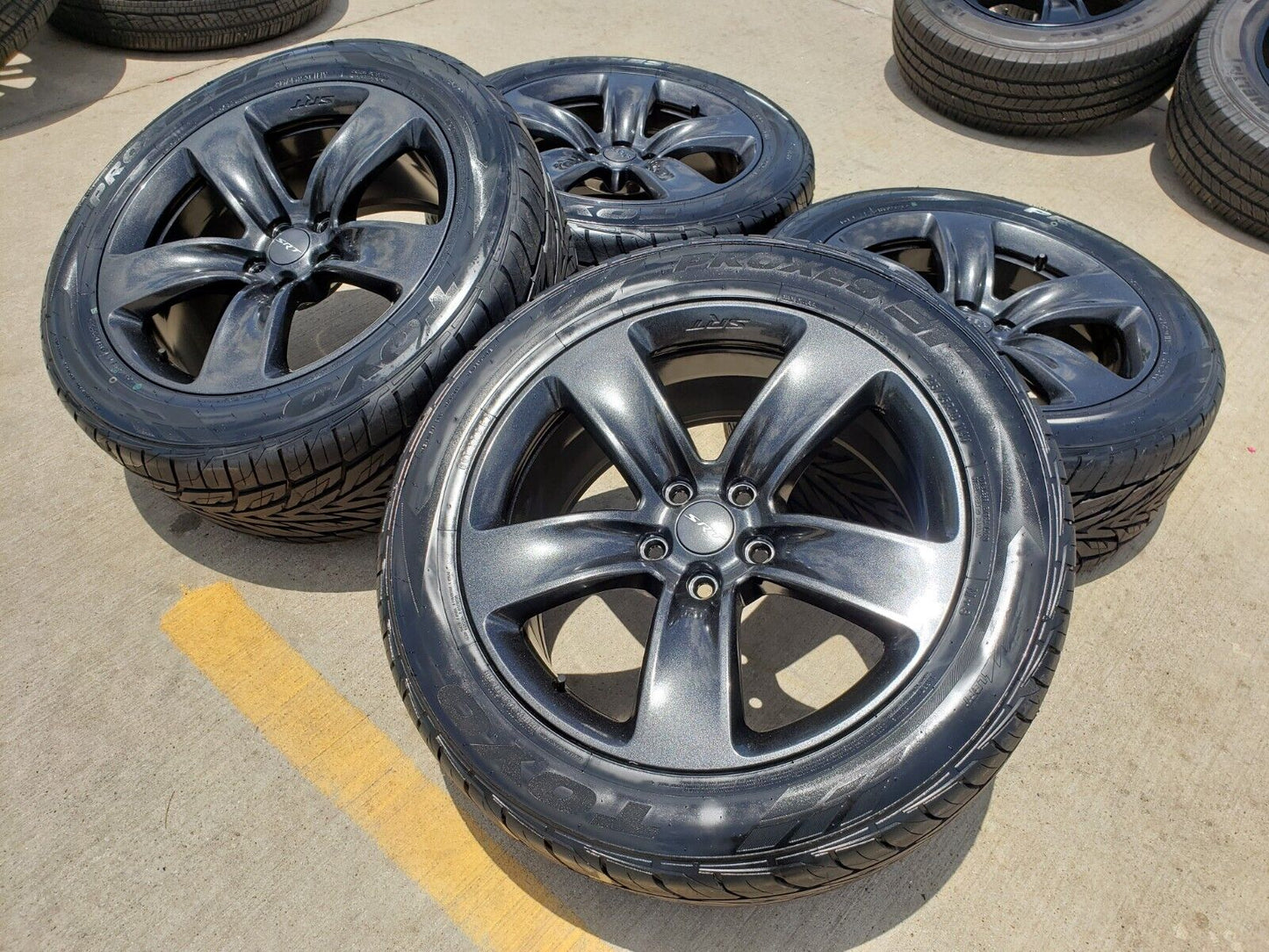 20" Jeep Grand Cherokee SRT Trackhawk OEM 9139 wheels rims tires NEW