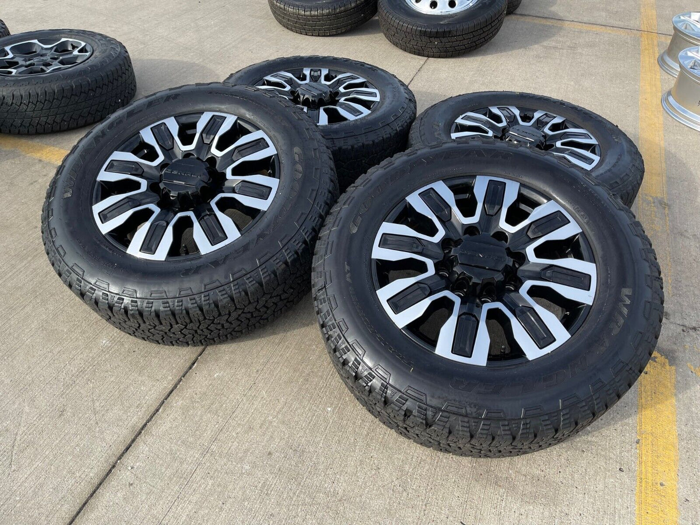 20" GMC Sierra DENALI ULTIMATE 2500 3500 OEM wheels rims 5958 Chevy 2023 2024