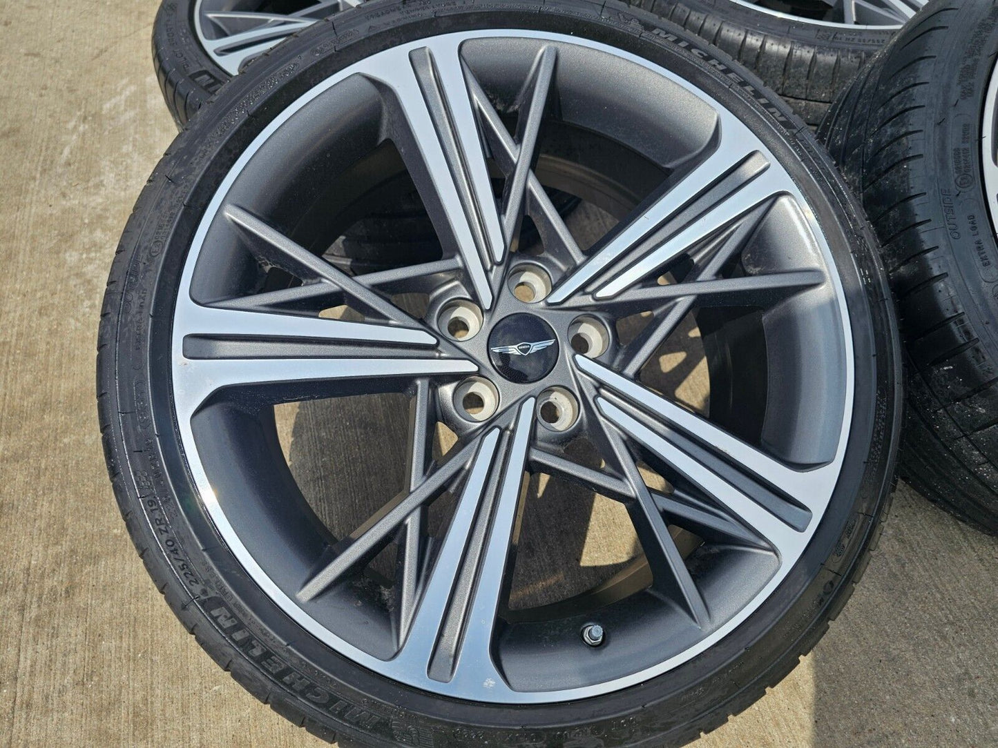 19" Hyundai Genesis G70 G80 OEM 71087 wheel rims Sonata tires MICHELIN