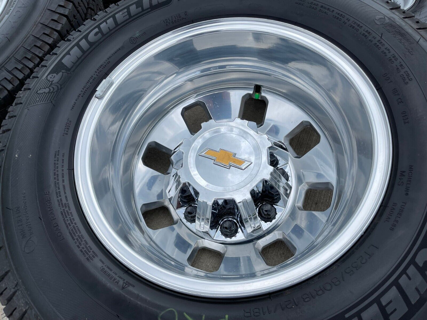 18" Chevy Silverado 3500 Dually rims wheels OEM GMC Sierra 8x210 2024 2025 NEW