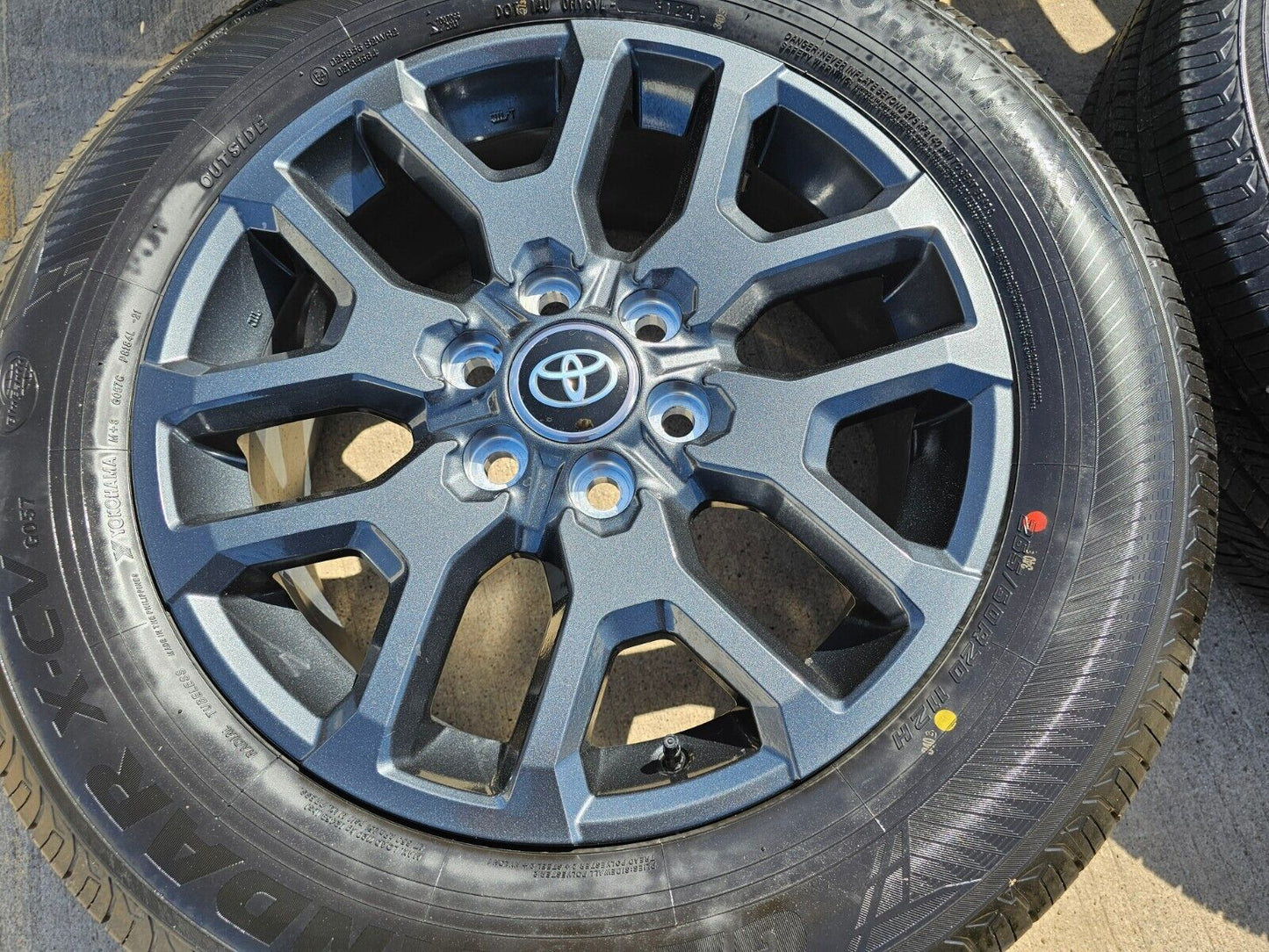 20" Toyota Tundra TSS TRD OEM wheels rims 95359 75277 Sequoia 2024 2025 NEW
