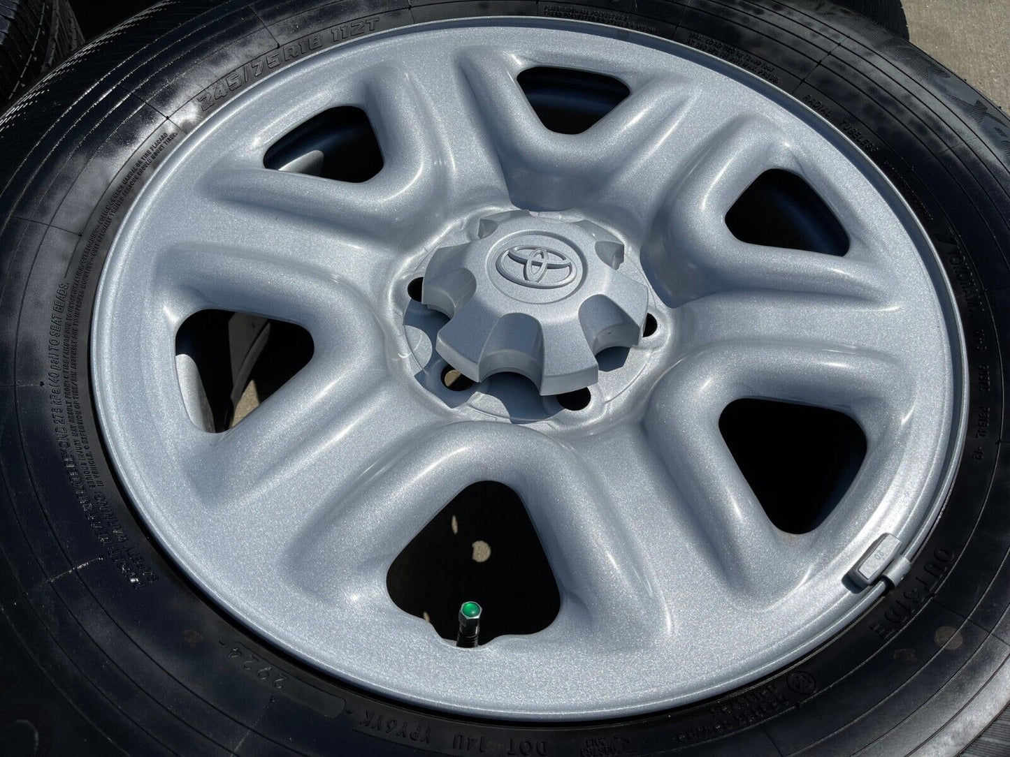 18" Toyota Tundra TSS TRD OEM wheels rims Sequoia LX600 99083 2023 2024 2025 NEW