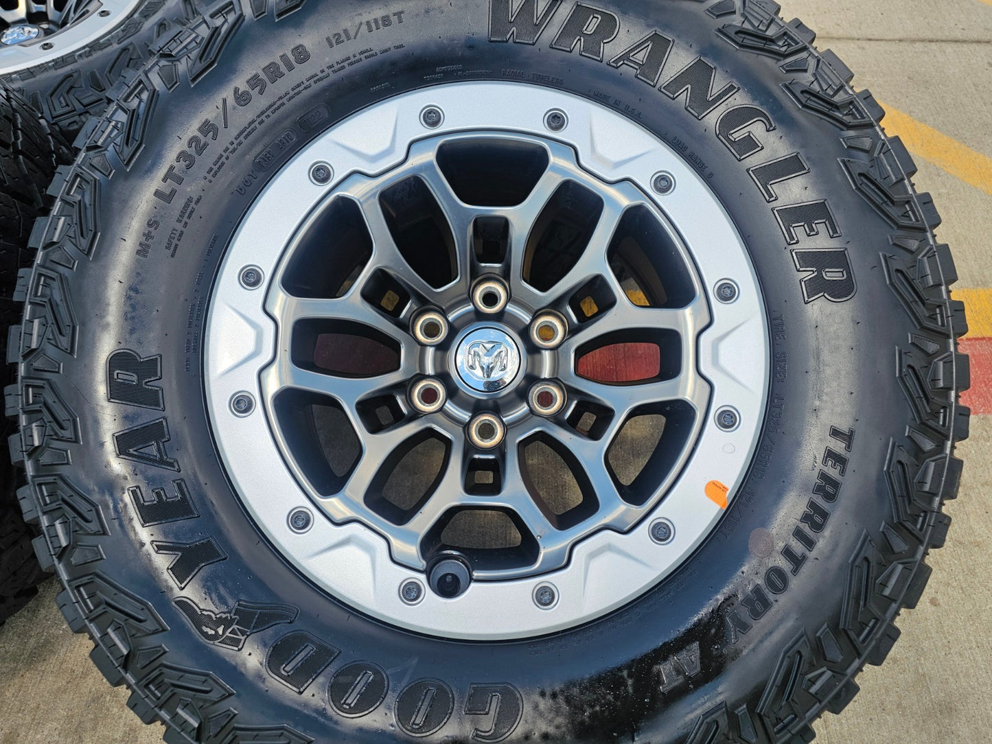 18" Dodge Ram 1500 RHO TRX Beadlock OEM wheel rim 2735 tires 2023 2024 2025 2026
