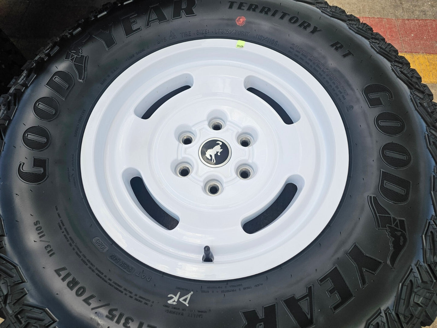 17" Ford Bronco HERITAGE Limited Edition wheels rims white 2025 2026 NEW