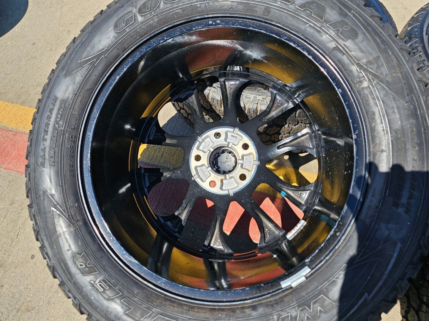 20" Jeep Wrangler OEM Black wheels rims 96902 9262 Gladiator tires