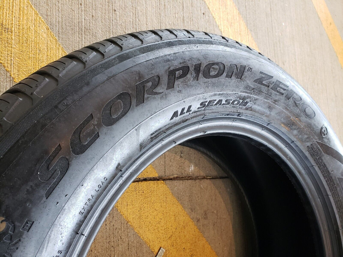 (1) 255/65/19 Pirelli Scorpion Zero A/S tire 114V 255/65r19 M+S LR