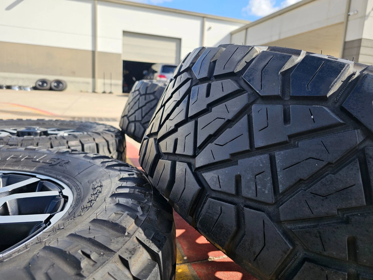 18" Ram 2500 3500 LARAMIE OEM wheels rims 2694 tires 35" NITTO