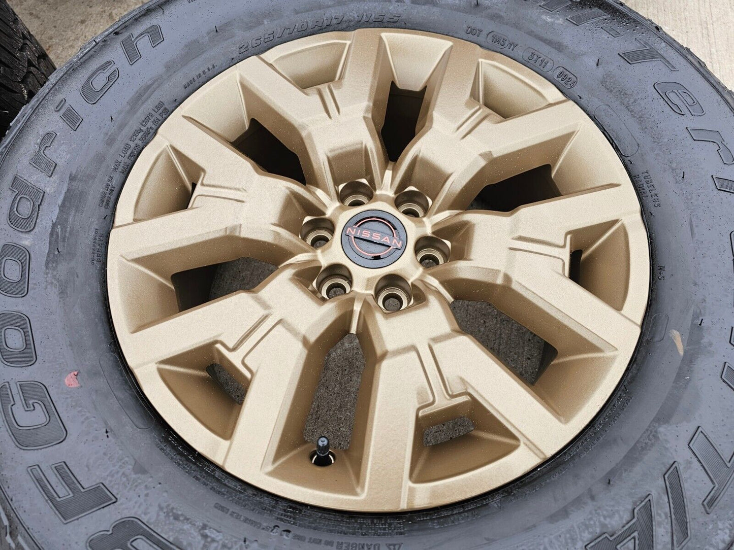17" Nissan Frontier OEM BRONZE Desert Runner 62832 wheels rims 2024 2025 NEW