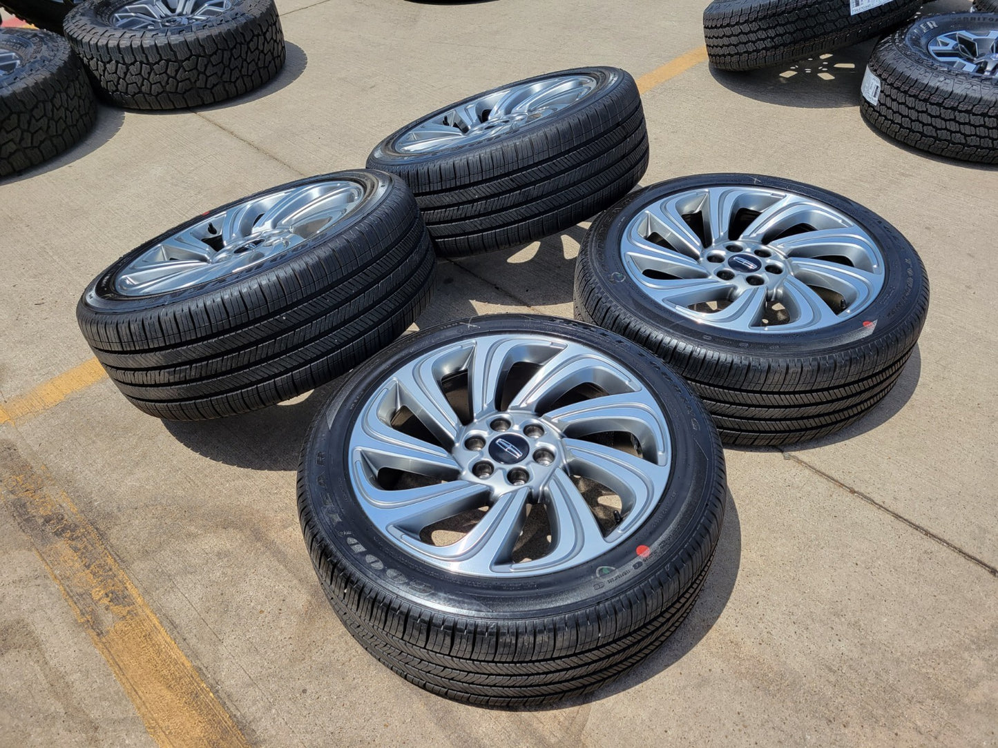 22" Lincoln Navigator OEM rims wheels tires RESERVE 10497 NEW
