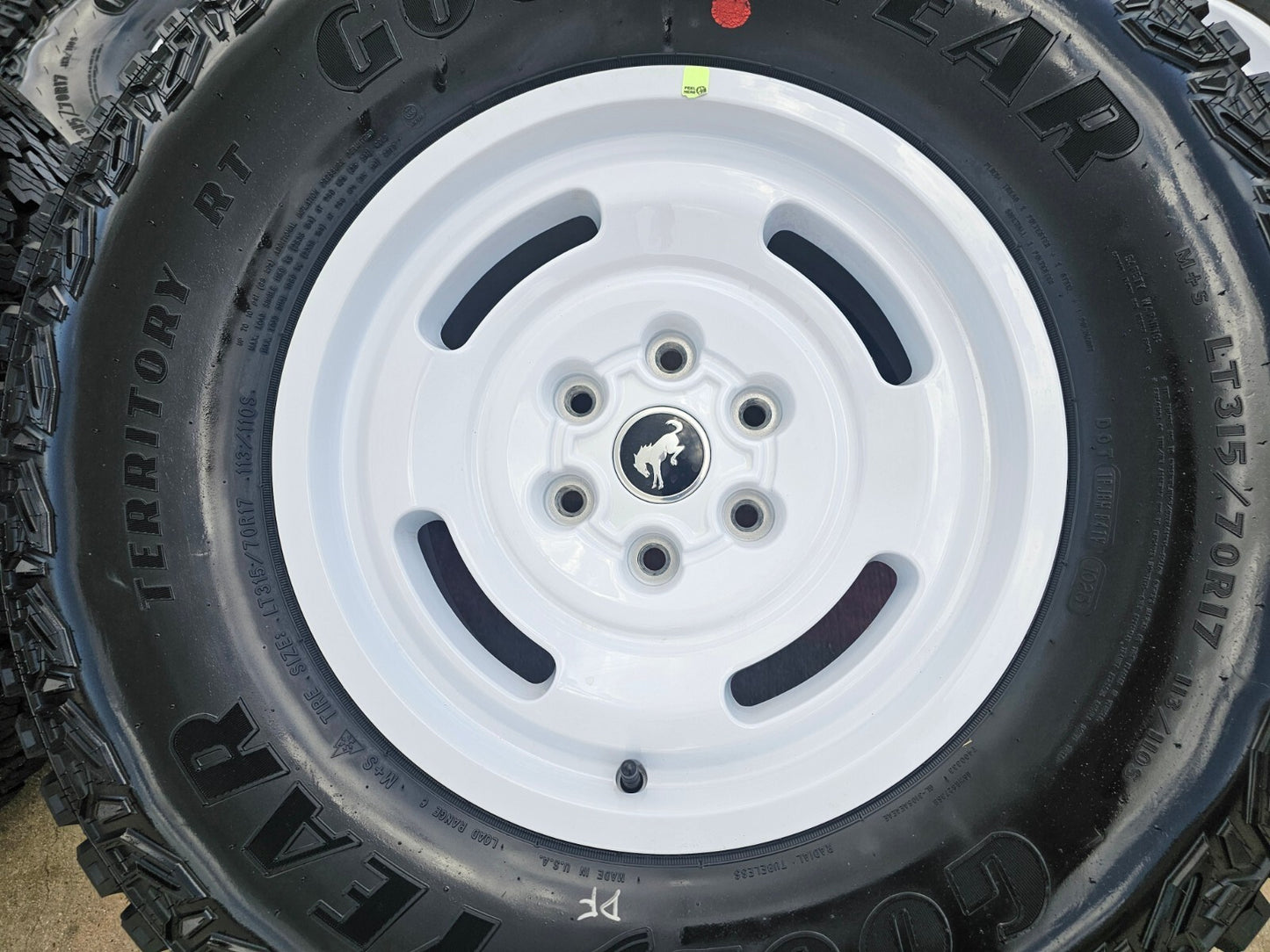 17" Ford Bronco HERITAGE Limited Edition wheels rims white 2025 2026 NEW
