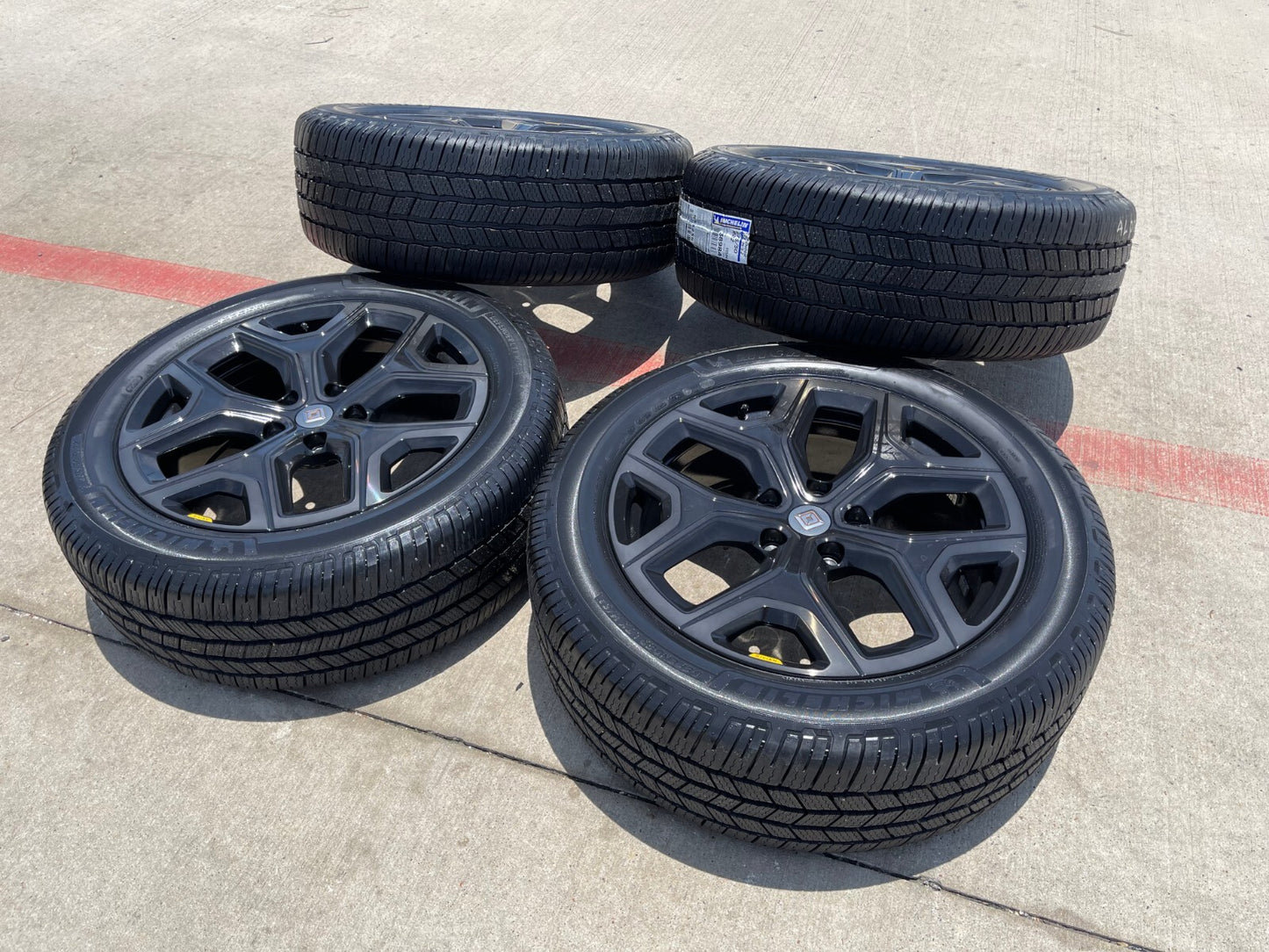 22" Rivian R1T R1S OEM wheels rims tires 2022 2023 2024 2025 2026 NEW MICHELIN