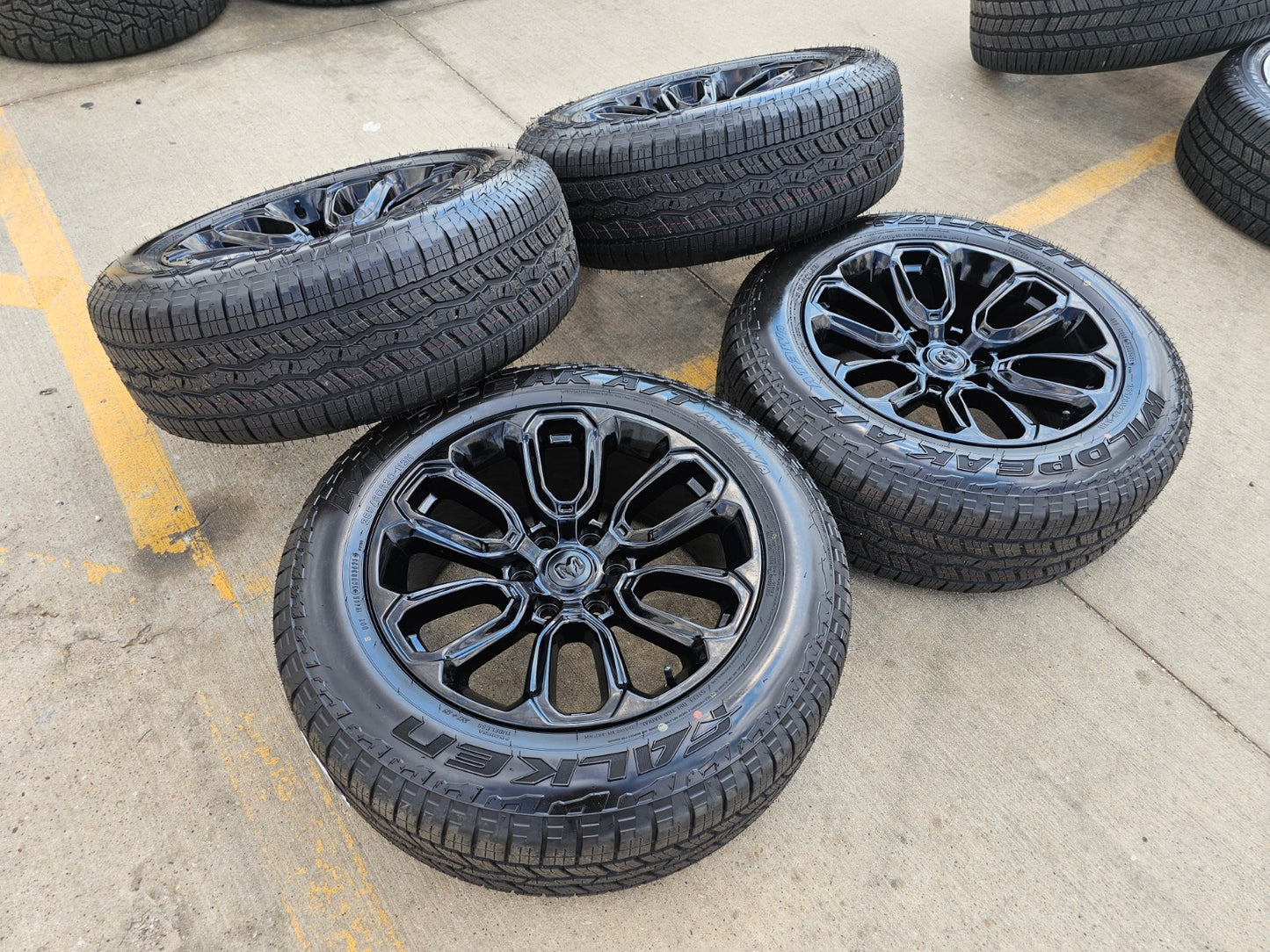 20" Dodge Ram 1500 OEM Laramie Long Horn 2677 wheels rims 2024 2025 2026 NEW