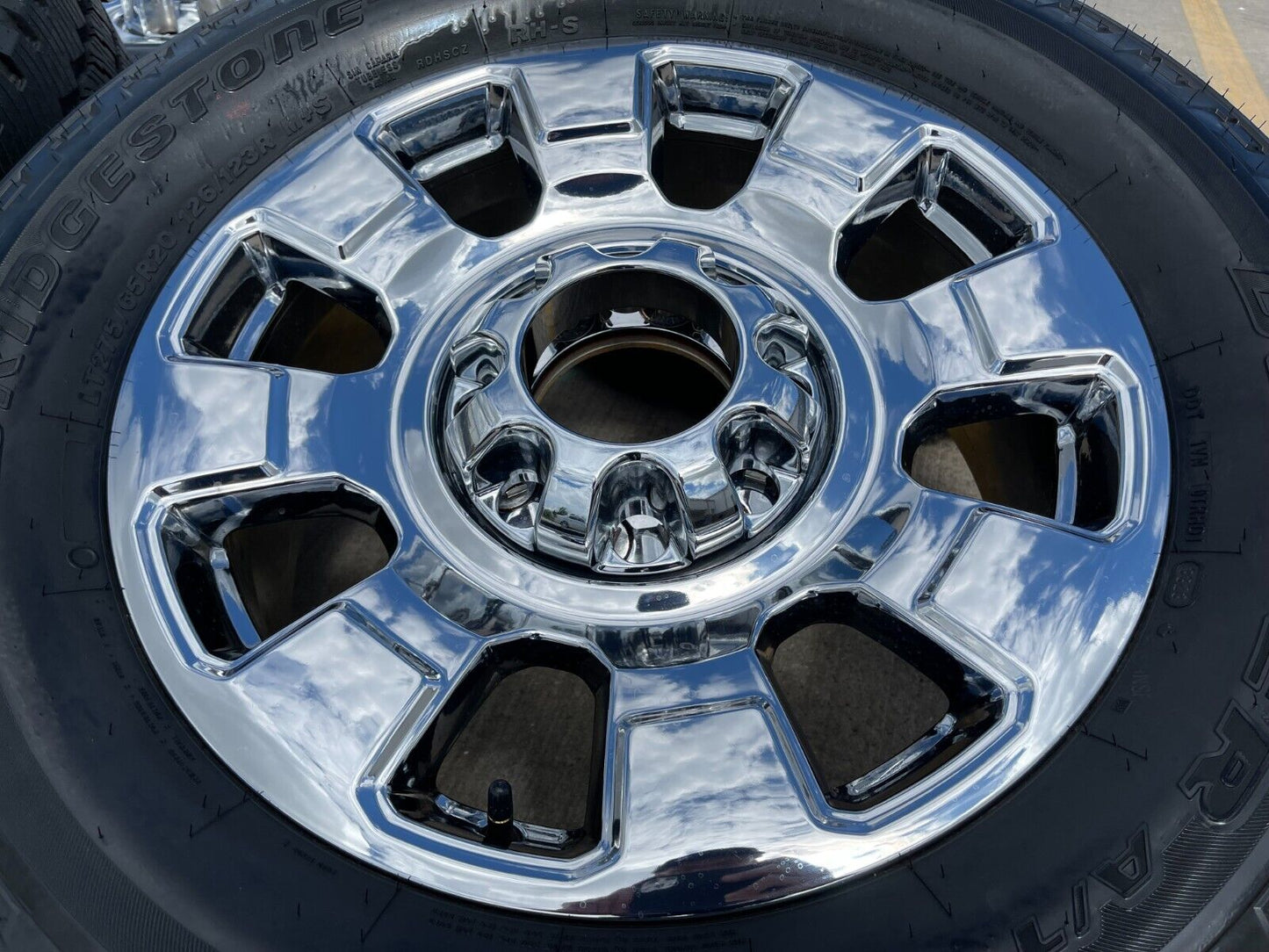 20" Ford F-250 F-350 OEM chrome Lariat wheels rims 10295 tires 2023 2024