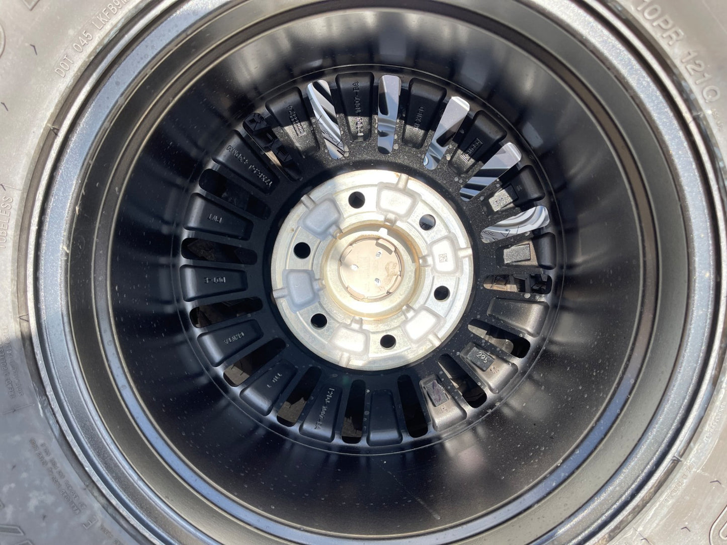 17" Ford Bronco HERITAGE Edition wheels rims 2024 2025 2026 tires 35"