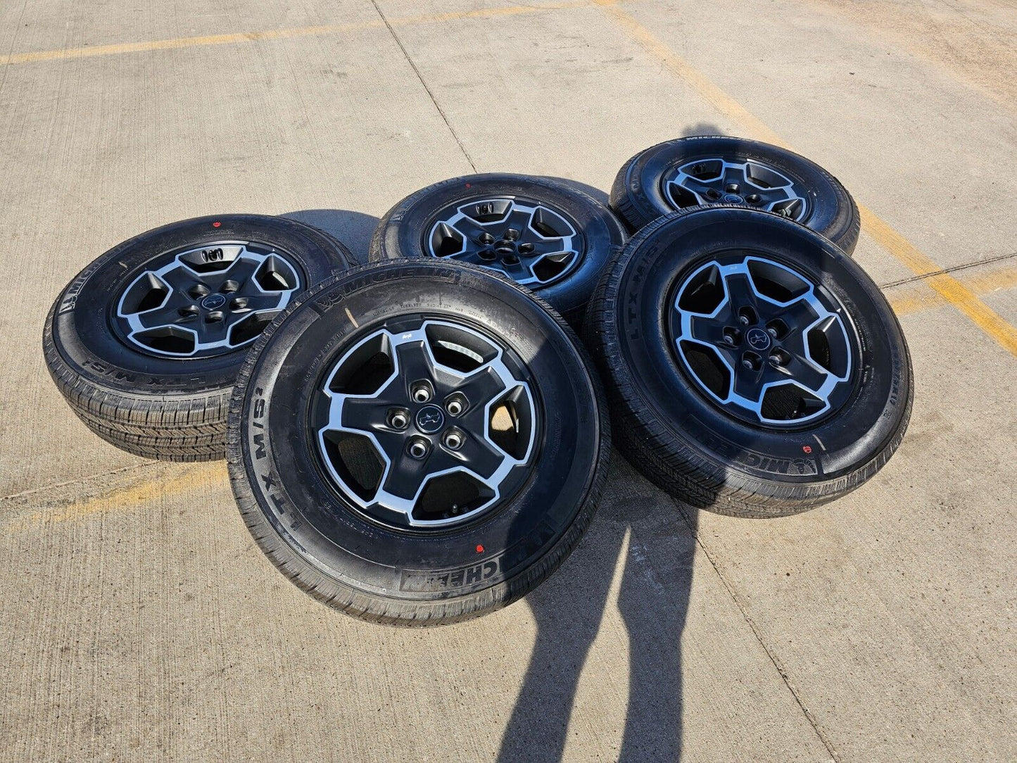 17" Jeep Gladiator RUBICON OEM black wheels rims Wrangler 96956 NEW