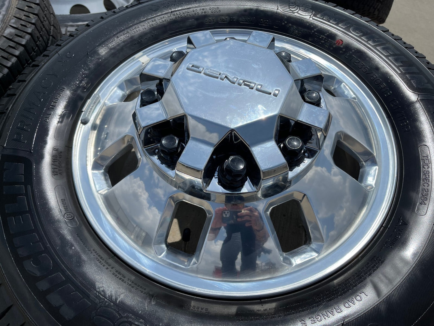 18" GMC Sierra 3500 DENALI Dually rims wheels OEM 8x210 2024 2025 NEW MICHELIN