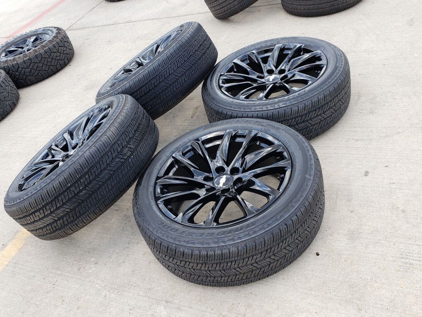 22" Cadillac Escalade Chevy Tahoe OEM Replica 95027 wheels rims 2023 2024 NEW