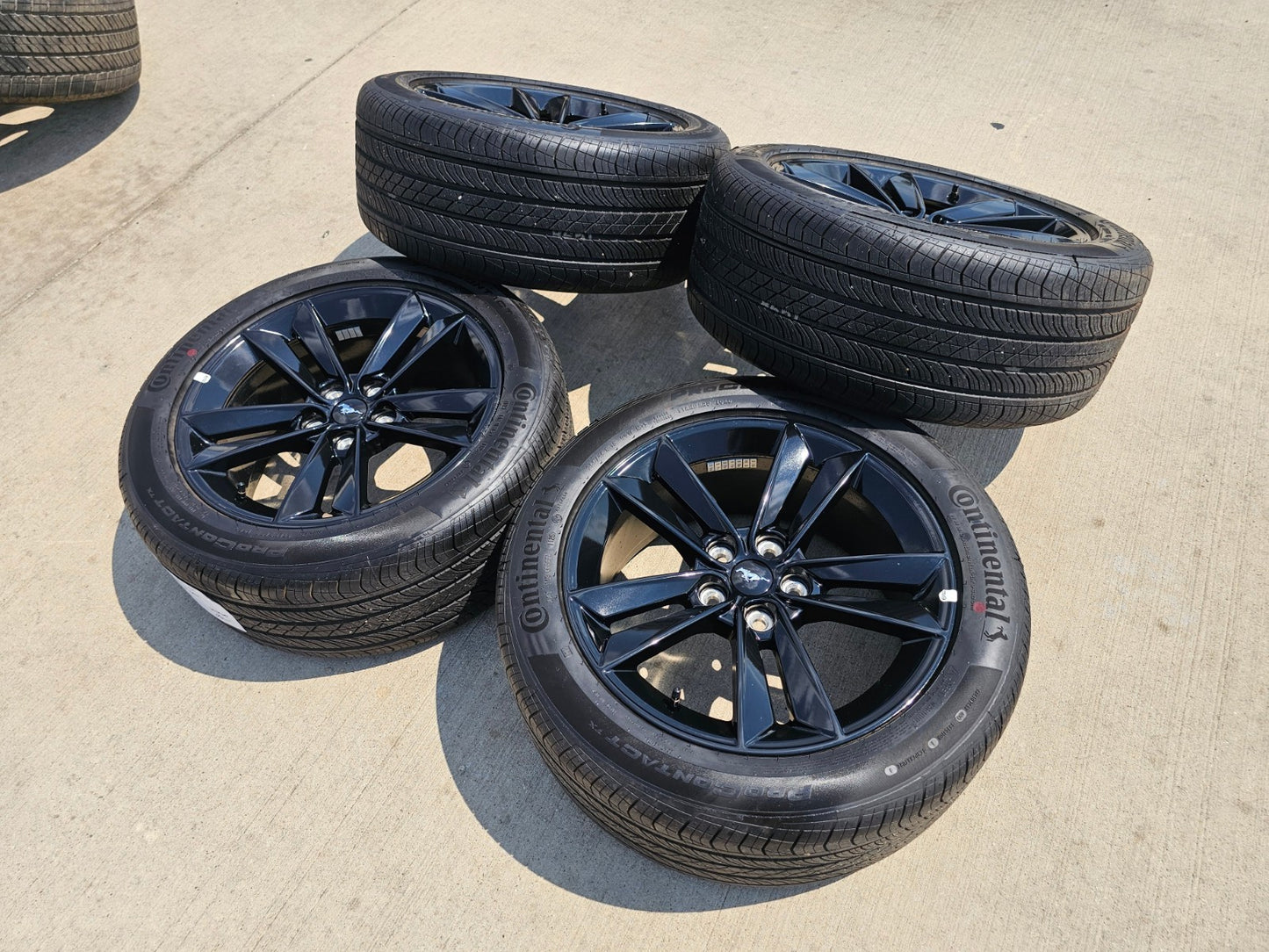 18" Ford Mustang GT OEM BLACK wheels rims PR3C-1007-BA tires 2024 2025 2026 NEW