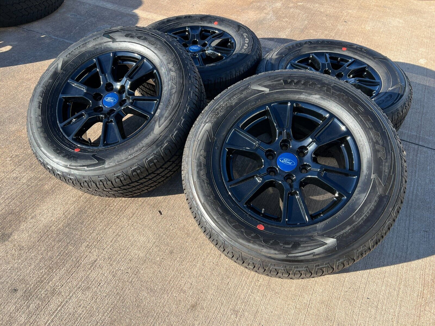 18" Ford F-150 Expedition OEM Tremor black rims wheels 3998 tires NEW