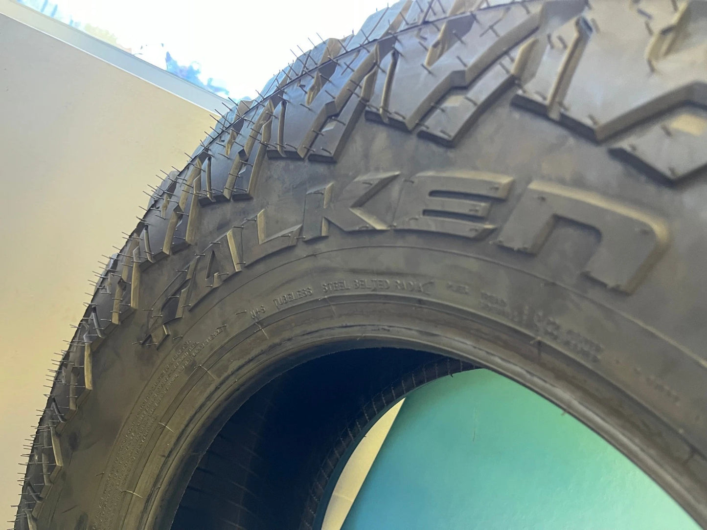 (1) 285/70/17 Falken Wildpeak R/T01 tire LT 6 ply load range C NEW