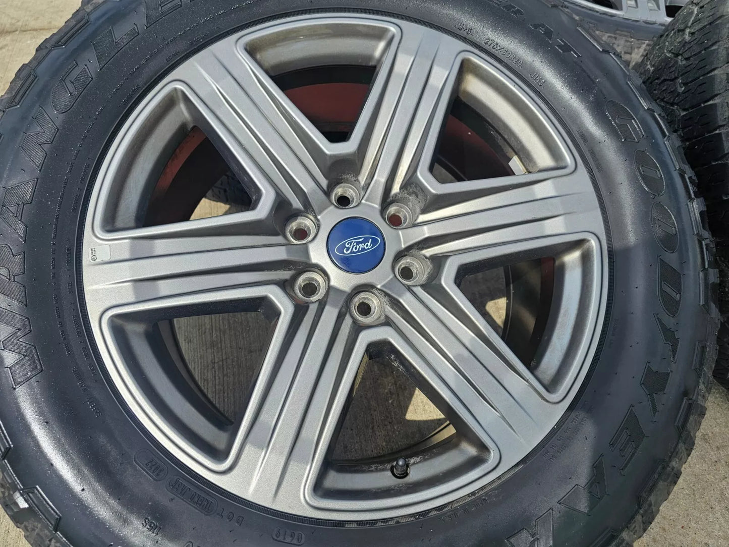 20" Ford F-150 FX-4 Expedition OEM 10172 wheels rims tires