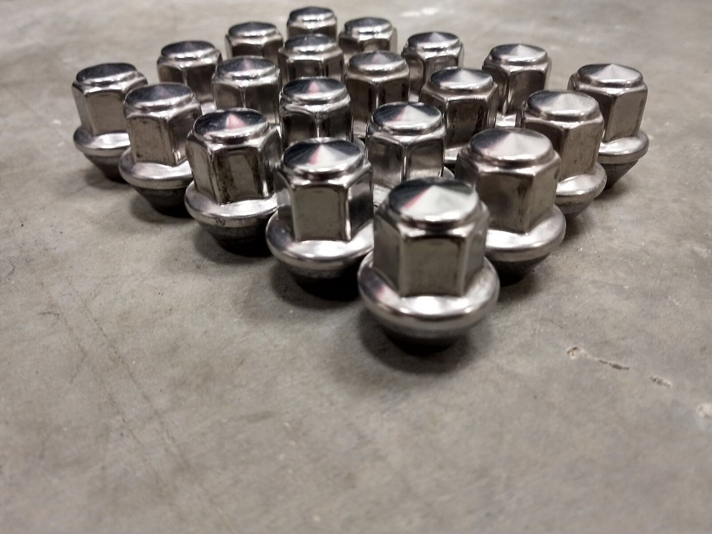 (20) OEM Ford lug nuts polished Mustang OE 14x1.5 2017 2018 2019 2020 2021 2022