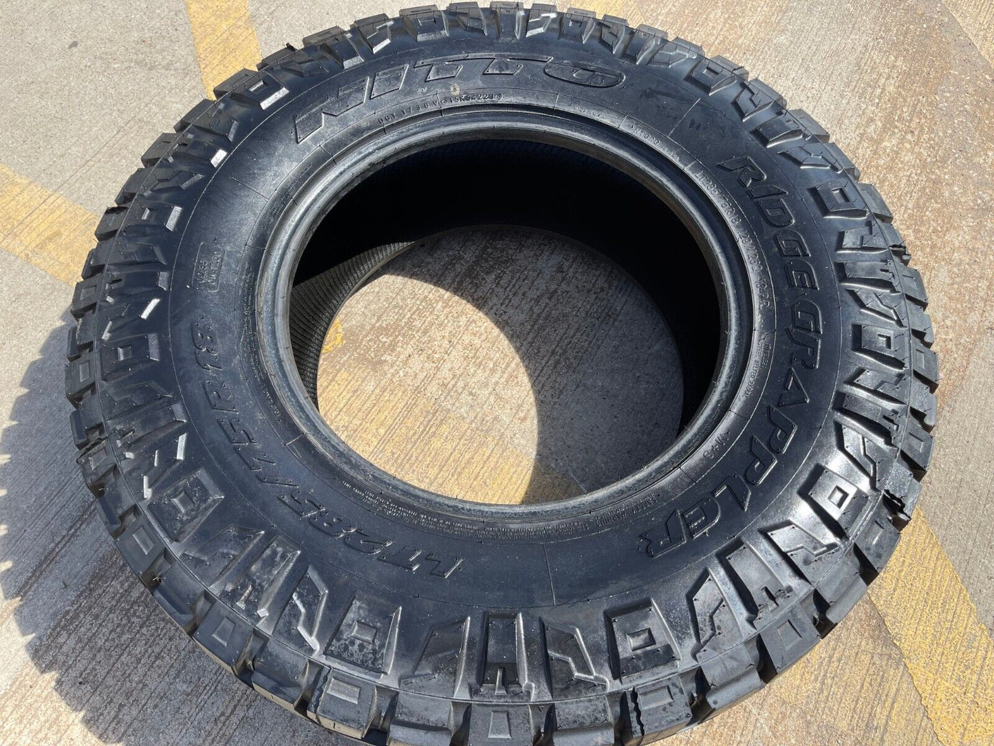 (1) 285/75/18 Nitto Ridge Grappler tire LT 10 ply load range E NEW
