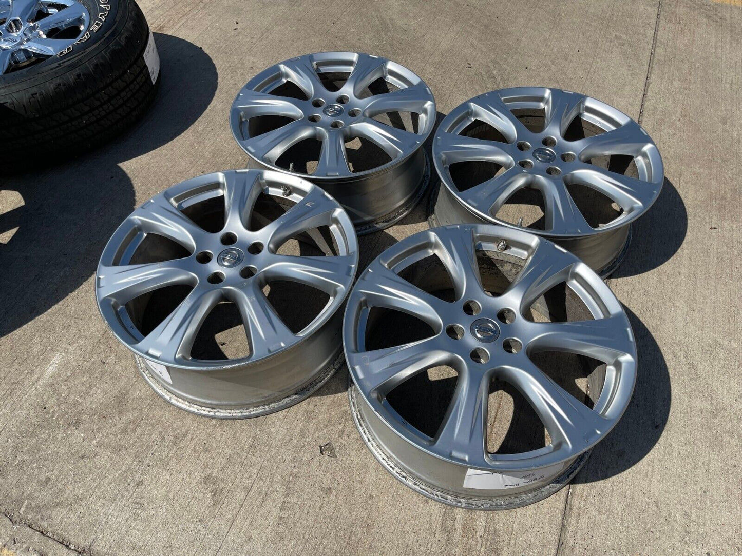 20" Nissan Murano Pathfinder Maxima FX35 FX45 QX60 OEM 62581 wheels rims