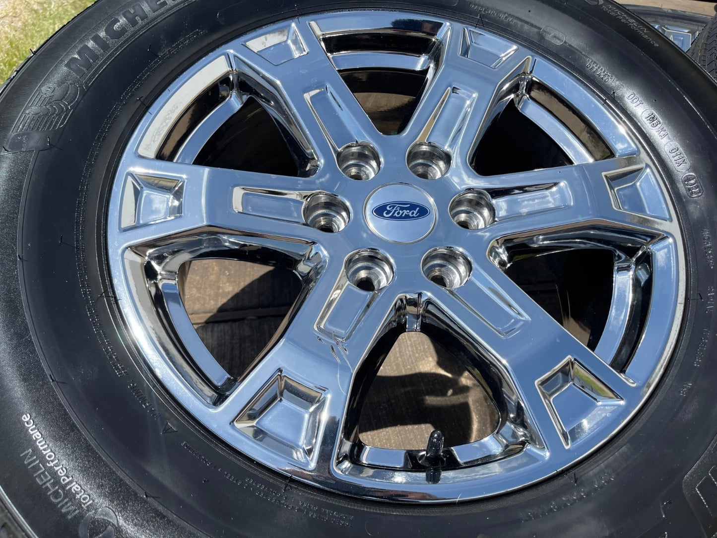 18" Ford F-150 Expedition OEM chrome rims wheels tires MICHELIN