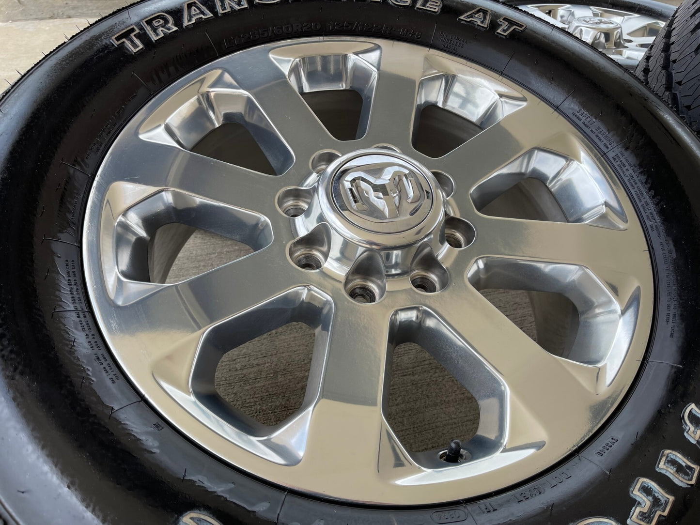 20" Dodge Ram 2500 3500 LARAMIE OEM 2700 wheels rims A/T tires 2024 2025 NEW