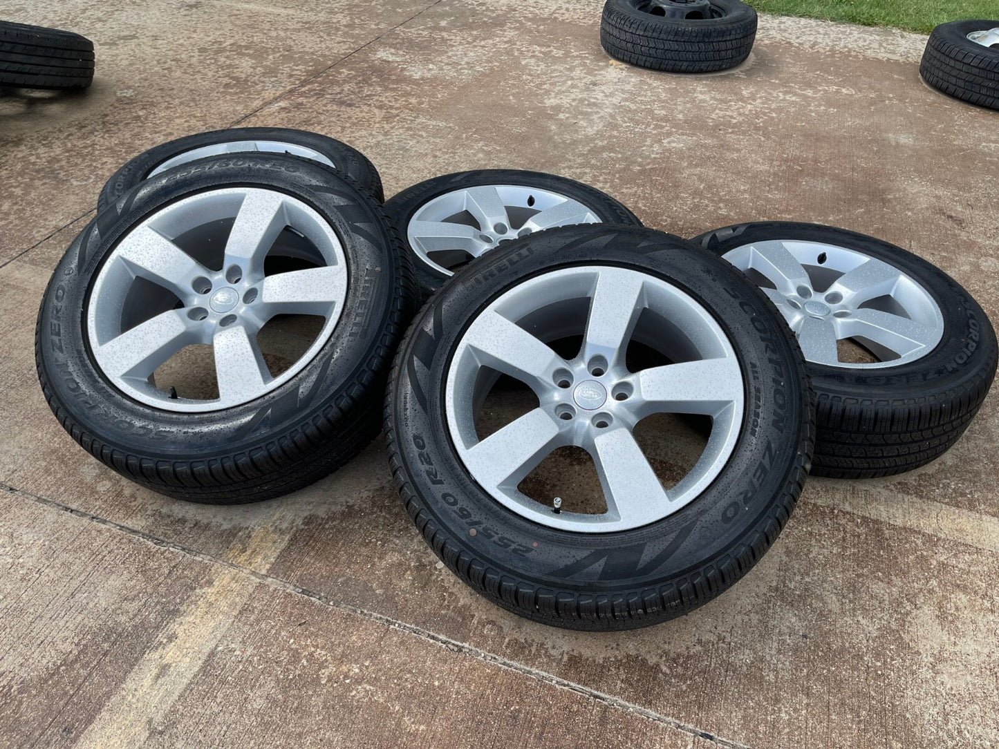 20" Land Rover Defender OEM wheels rims Range 2024 2025 2026 NEW