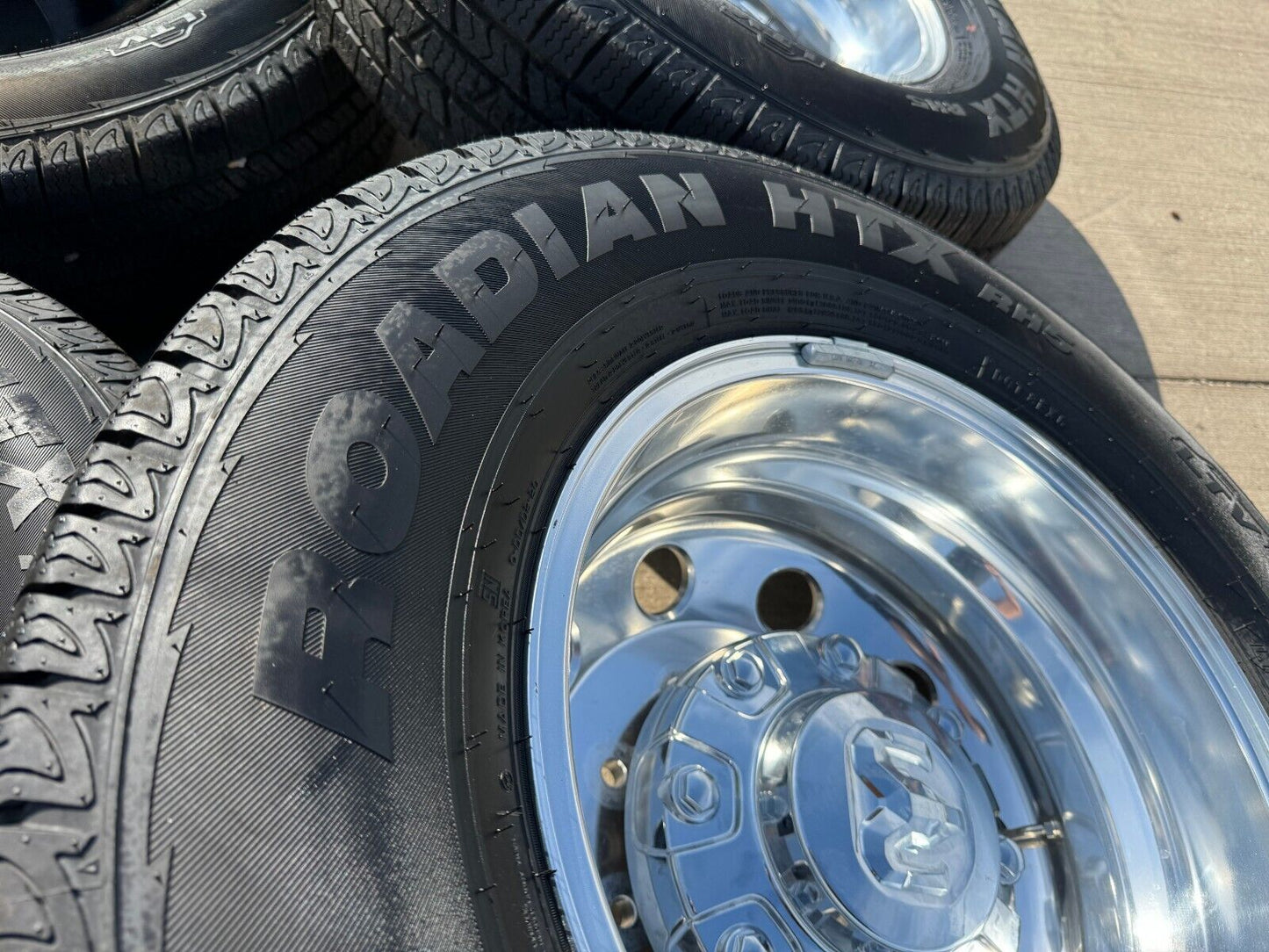 17" Dodge Ram 3500 Dually Laramie 8x200 wheels rims 2701 2702 OEM 2024 2025 NEW
