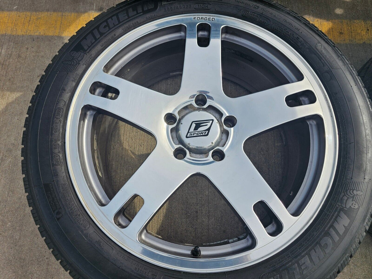 22" Toyota Tundra Sequoia Lexus LX570 F Sport OEM wheels rims 69586 74250
