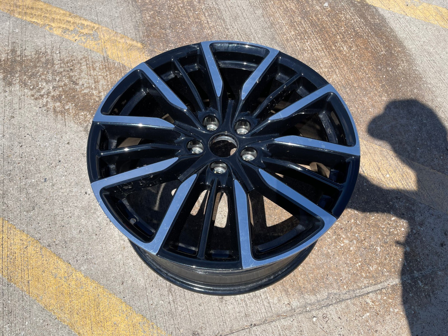 (1) 19" Honda Accord OEM Sport wheel rim 60308 Civic 2023 2024 2025