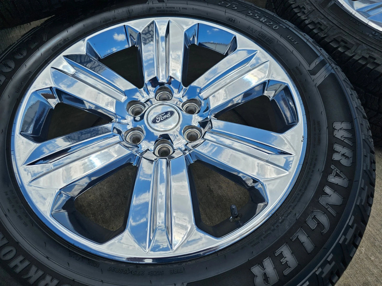 20" Ford F-150 Expedition OEM Lariat chrome rims wheels 10171 tires GOODYEAR
