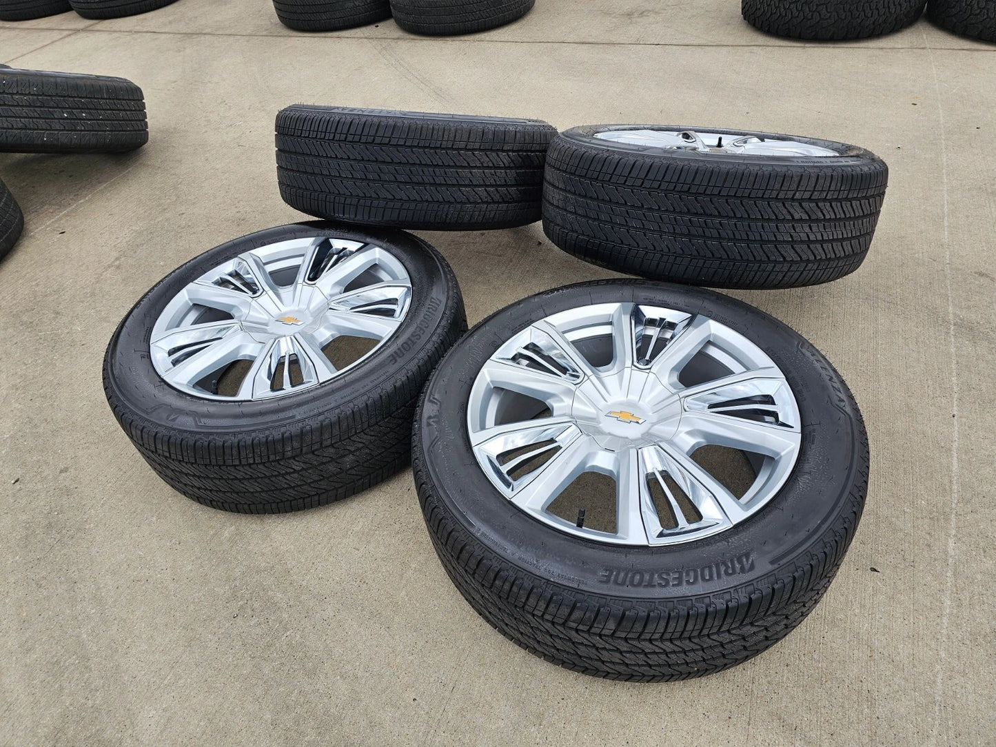 22" Chevy Tahoe RST OEM wheels rims 96951 Silverado Suburban 2023 2024 2025 NEW