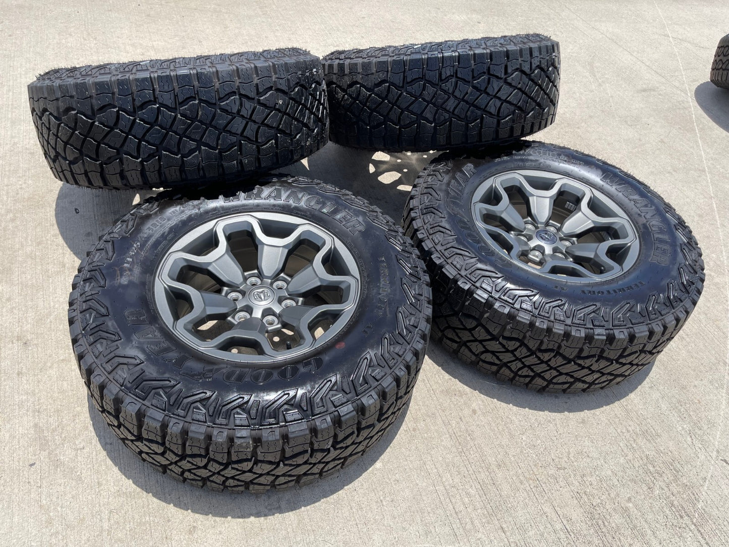 18" Dodge Ram 1500 TRX RHO Black OEM 66002 wheels rims TERRITORY M/T 35" NEW