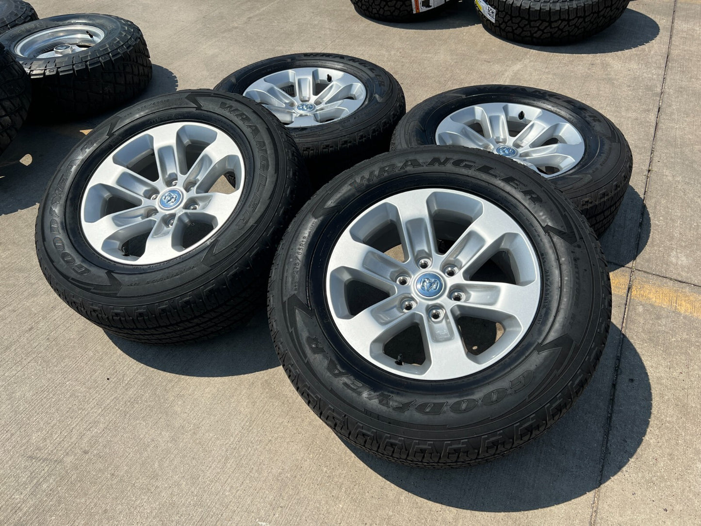 18" Dodge Ram 1500 OEM wheels rims 6x5.5 2672 tires 2019 2020 2021 2022 2023