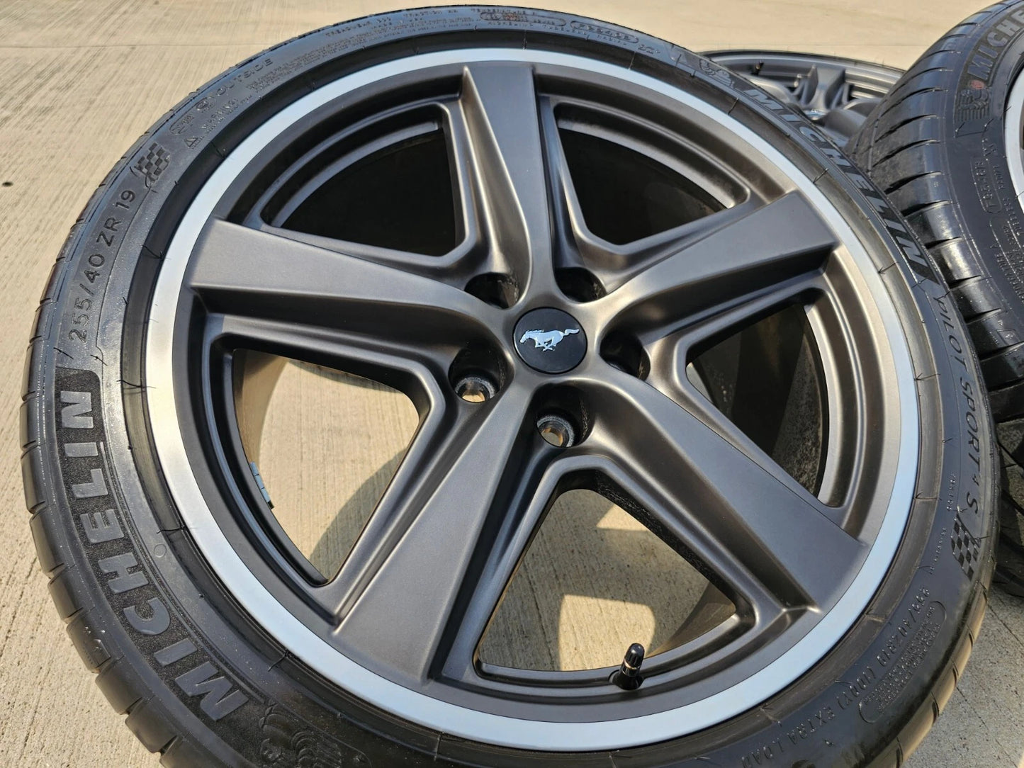 19" Ford Mustang GT Performance OEM wheels rims Mach 1 MICHELIN NEW