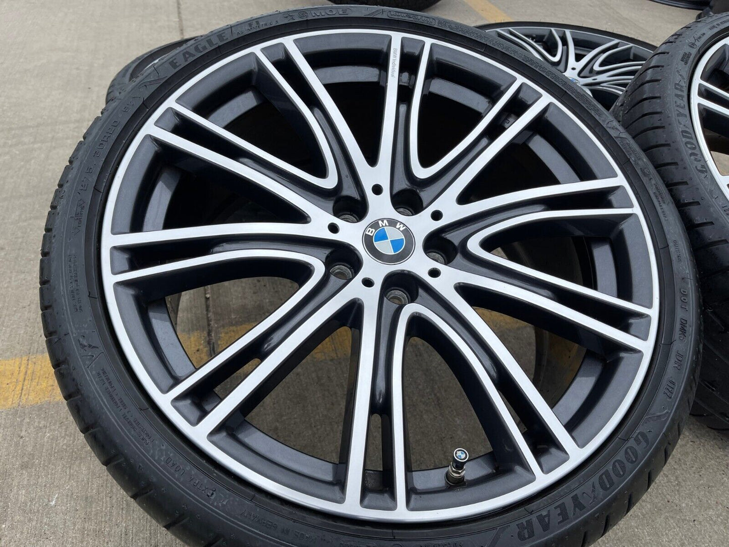 20" BMW OEM 530i M550i 5 Series wheels rims 86336 86340 tires