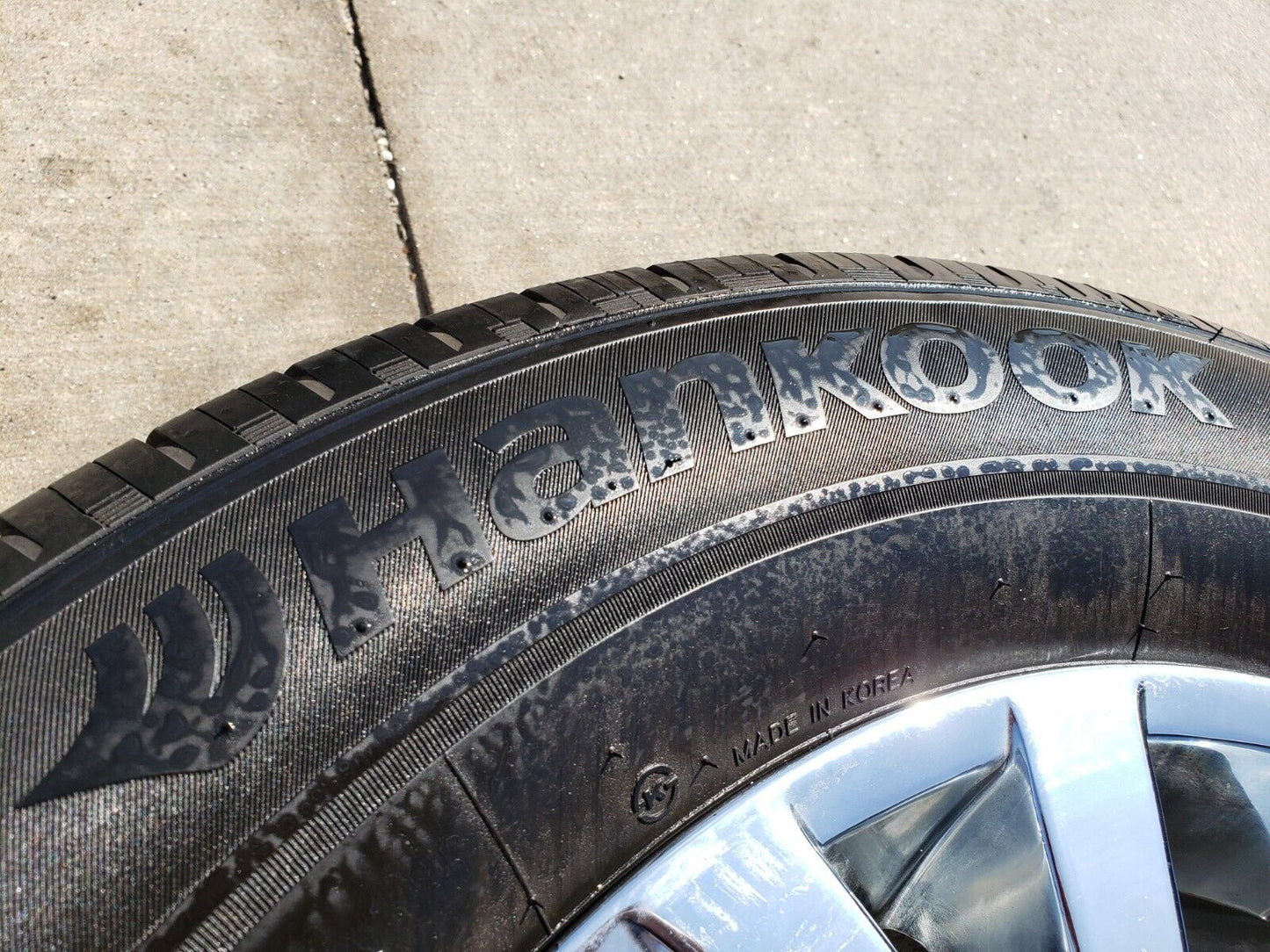 18" Land Rover LR2 OEM Chrome wheels rims Evoque tires 72202