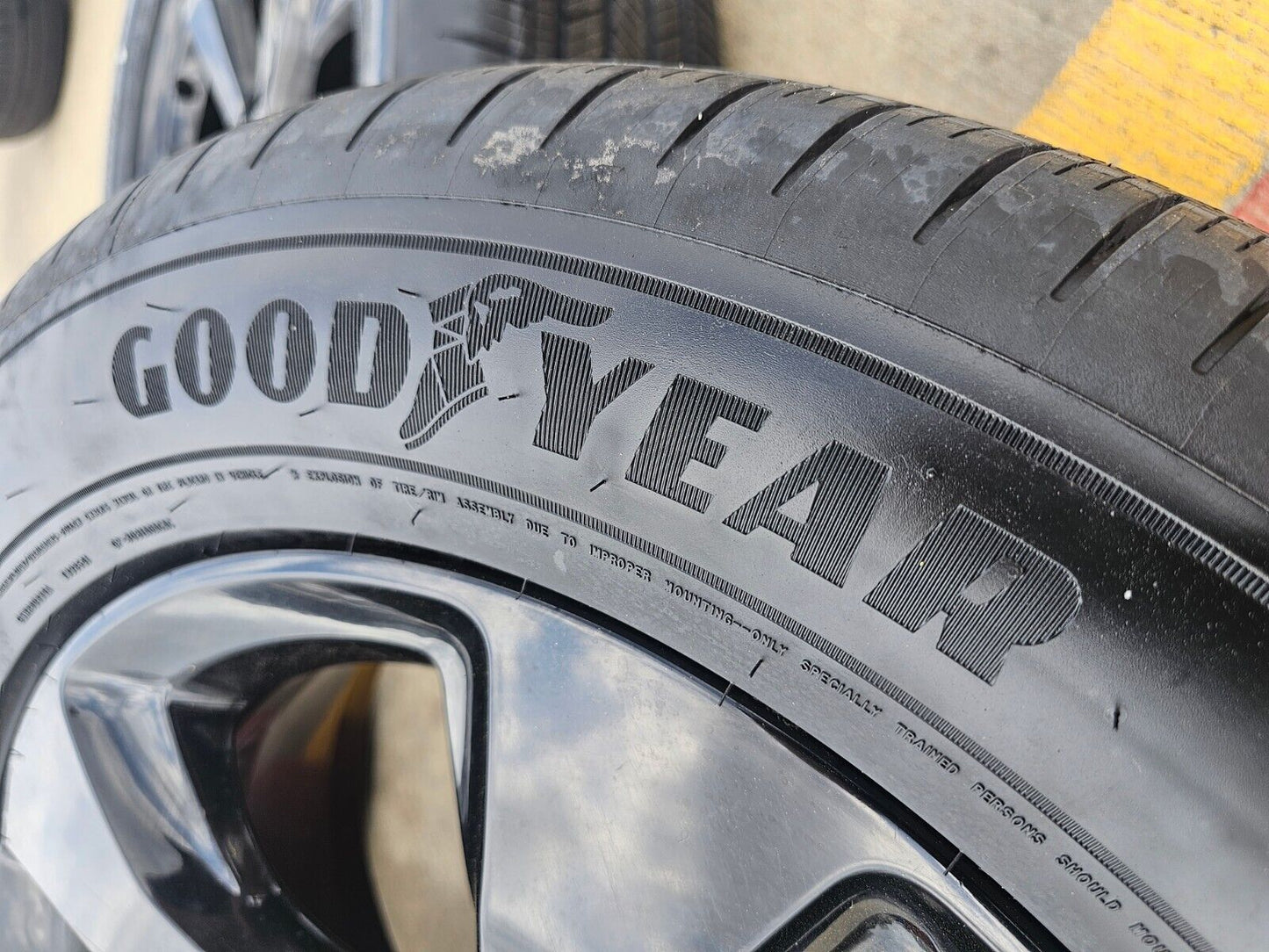 18" Jeep Cherokee Compass 9159 wheels rims OEM Renegade NEW GOODYEAR tires