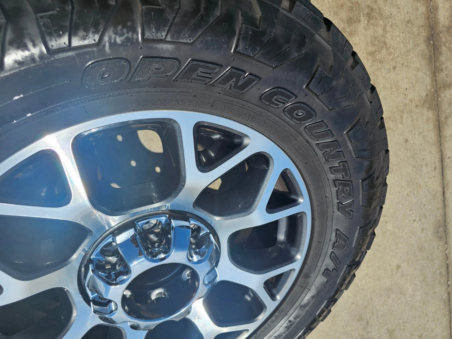 20" Ford F-250 F-350 OEM Lariat wheels rims 10292 tires TOYO 35"
